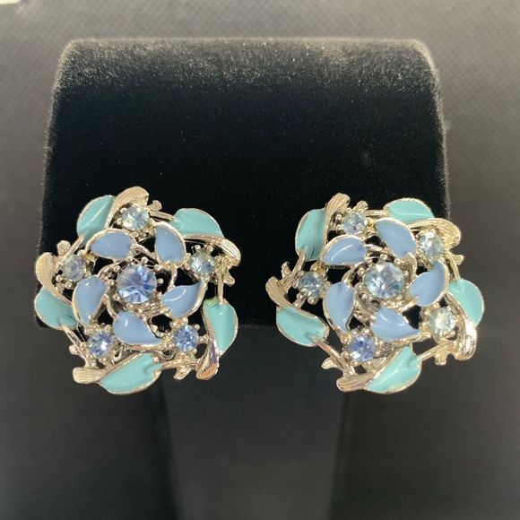 Jewelry - Blue Flower Enamel Rhinestone Silver Tone Vintage 60's Clip Earrings Park Lane?